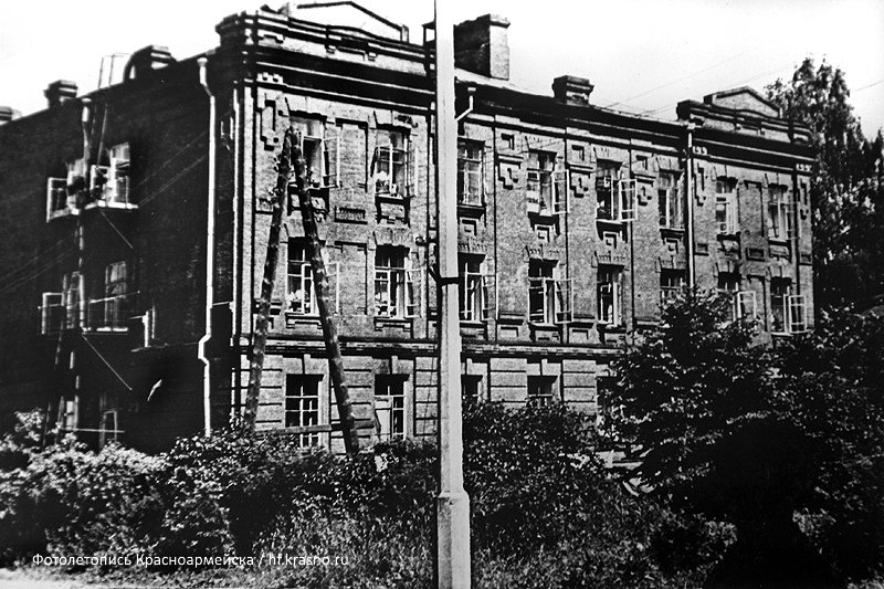 Дом №6 на улице Чкалова, 1970-е годы