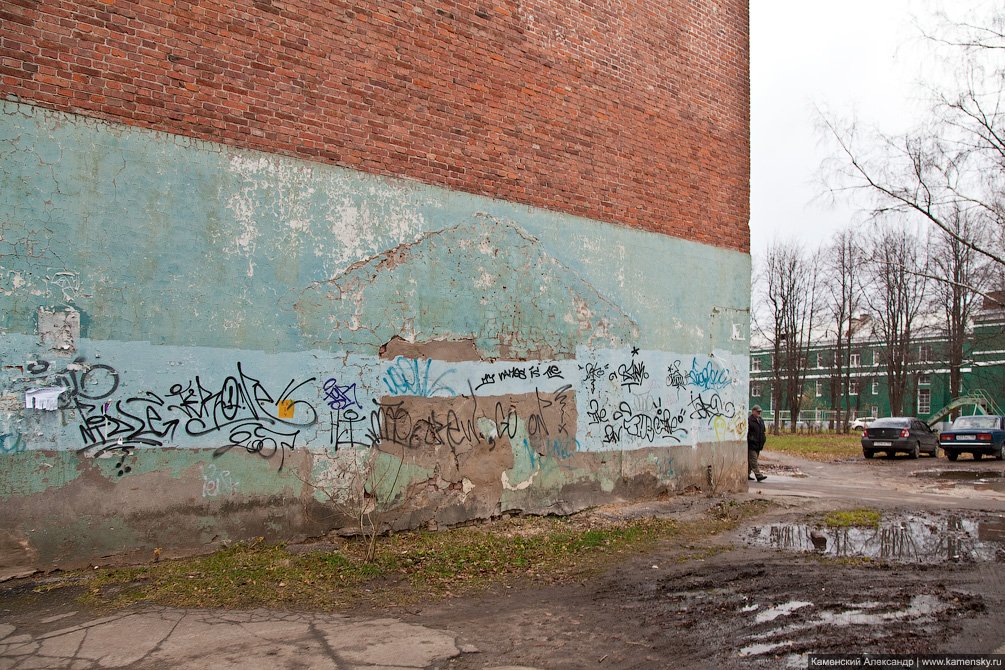 Пионерская улица, угол «63» дома, 2013 год