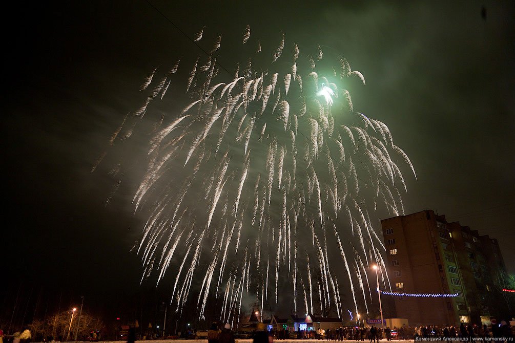 Новогодний салют 2012 года