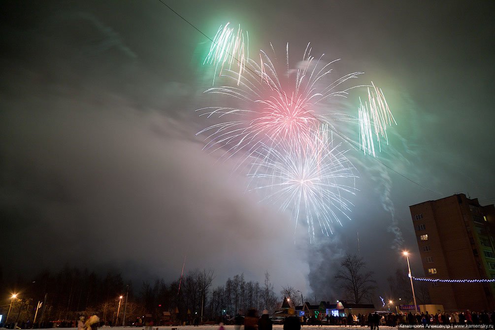 Новогодний салют 2012 года