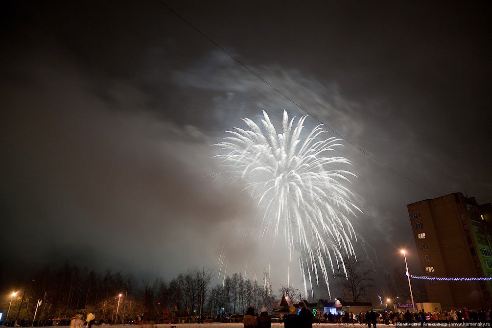 Новогодний салют 2012 года
