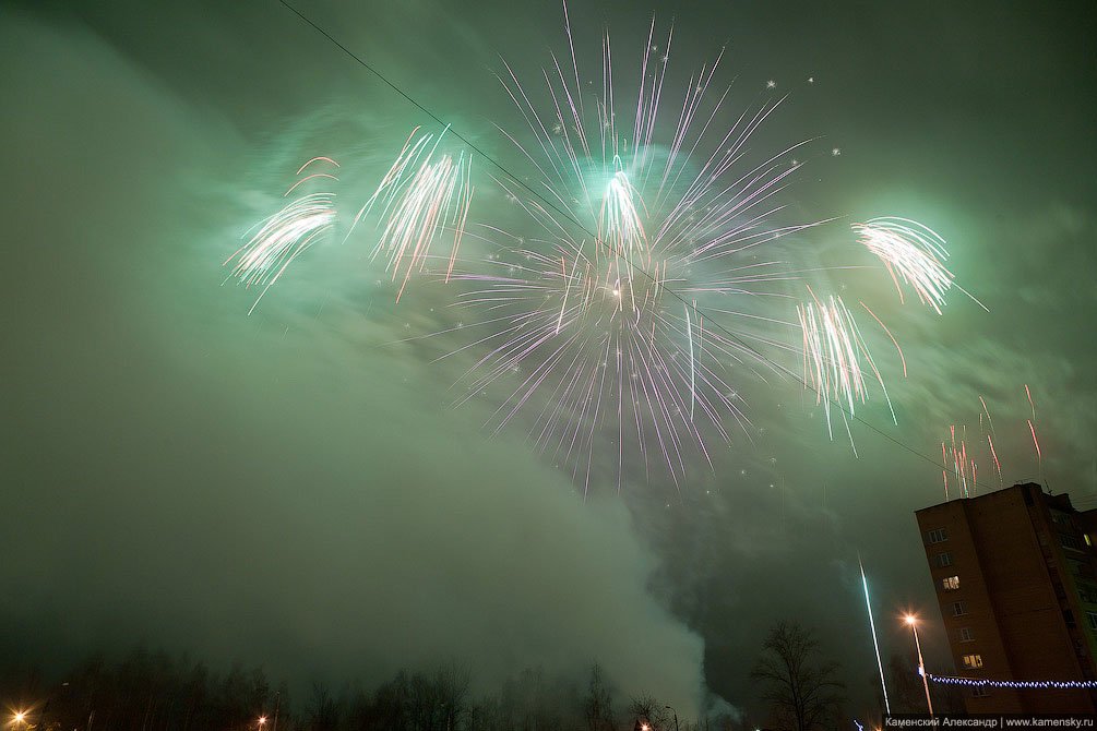 Новогодний салют 2012 года