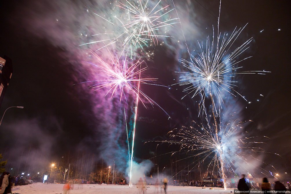 Новогодний салют 2012 года