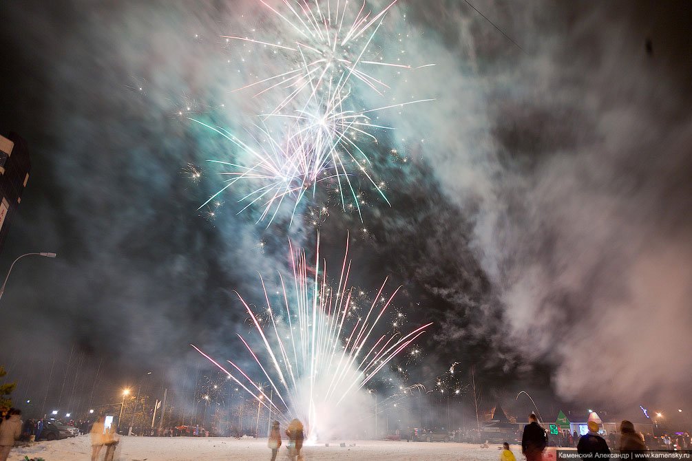 Новогодний салют 2012 года