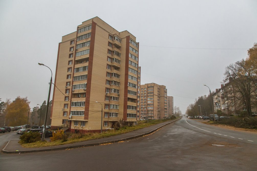 Улица Гагарина, октябрь 2015 года