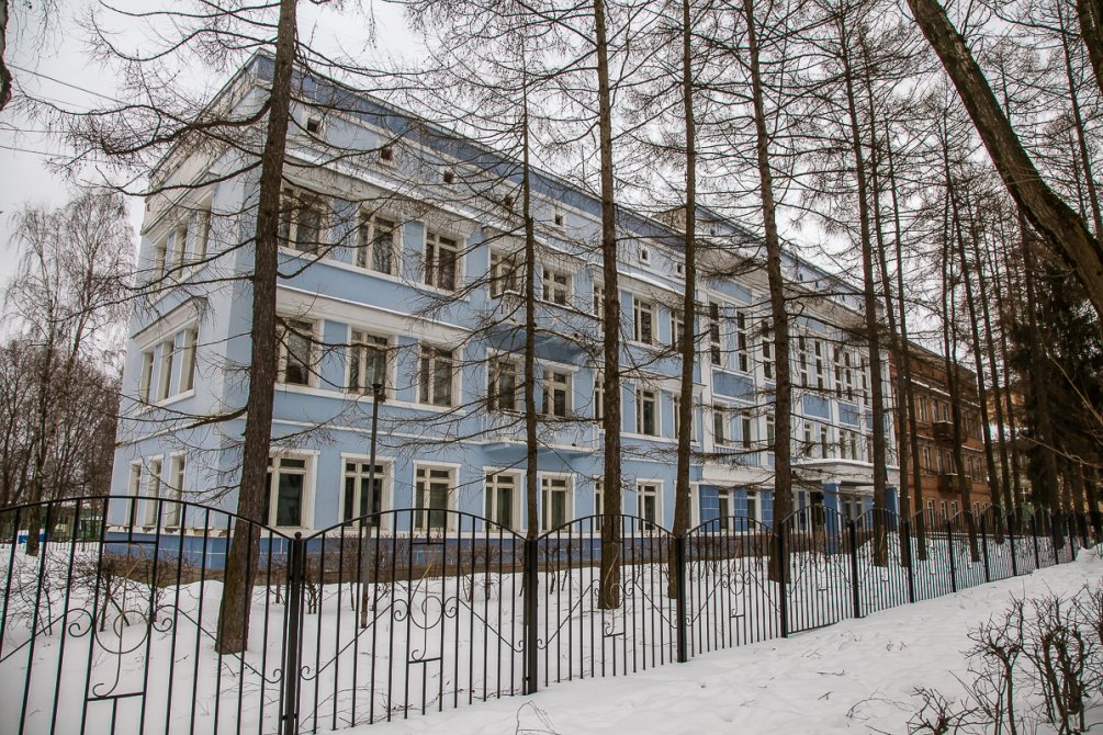 Музыкальная школа в новых цветах, февраль 2017 года