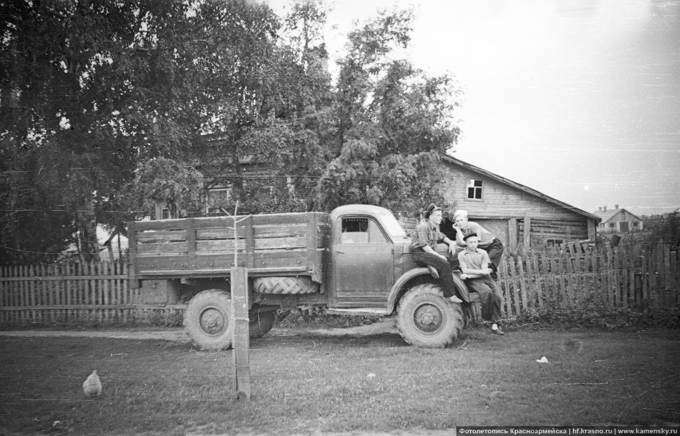 Деревня Путилово, 1960-е годы, автомобиль ГАЗ-63 повышенной проходимости