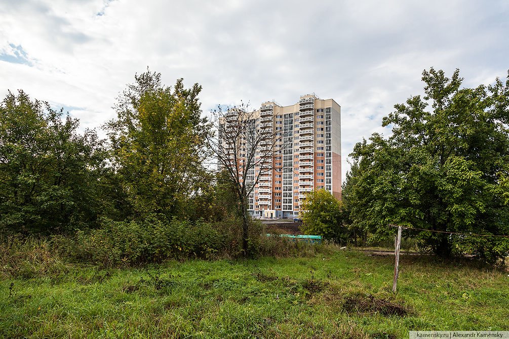 Новостройка на Морозова, сентябрь 2013 года