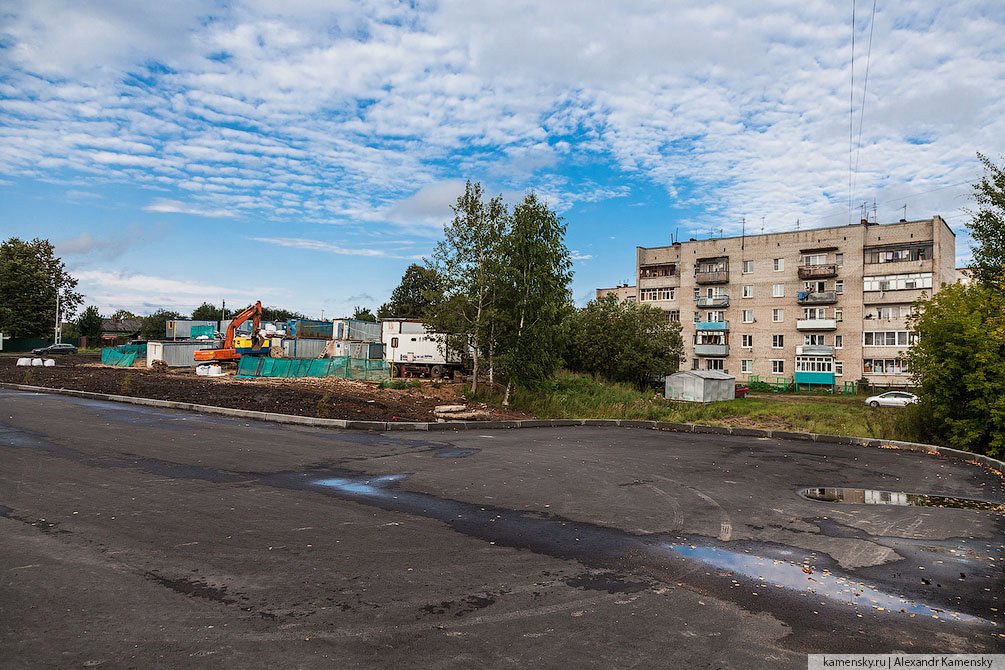 Новостройка на Морозова, сентябрь 2013 года