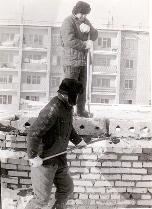 Строительство дома 16 в микрорайоне Северный, 1970-е годы