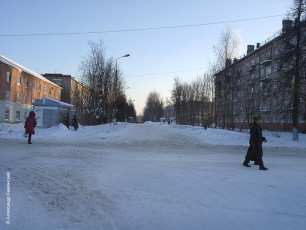 Перекресток Пионерской с улицей Ленина, февраль 2003 года
