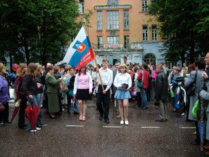 Шествие выпускников по Комсомольской улице, 2005 год