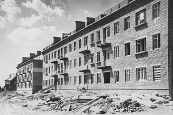 Строительство домов №5 и 7 на Спортивной улице, 1960-е годы