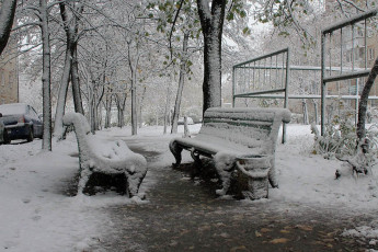 Улица Дачная, первый снег, 2007 год