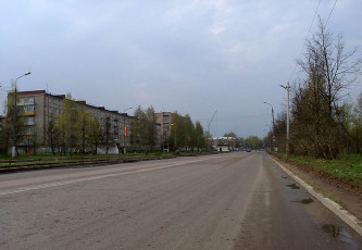 Проспект Испытателей в Красноармейске (бывшая Восточная улица), 2003 год