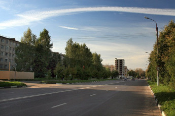 Проспект Испытателей в Красноармейске (бывшая Восточная улица), 2006 год