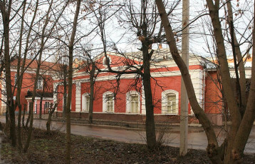 Здание конторы фабрики, Красноармейск, 2007 год.