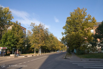 Перекресток улиц Ленина и Пионерской, сентябрь 2008 года