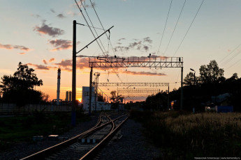 Станция Красноармейск на закате, август 2011 года