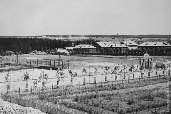 Вид на ДК Ленина и вход на Стадион, 1960-е годы