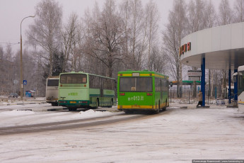 Автобусы на автостанции в Красноармейске, 2009 год